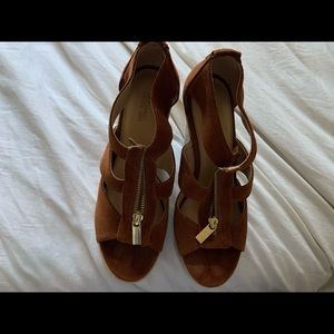 Micheal Kors wedges